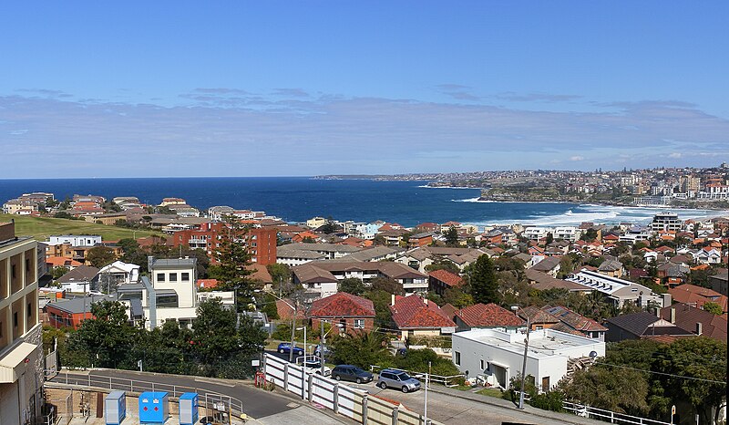 File:Bondi,3 sydneynsw panorama.jpg