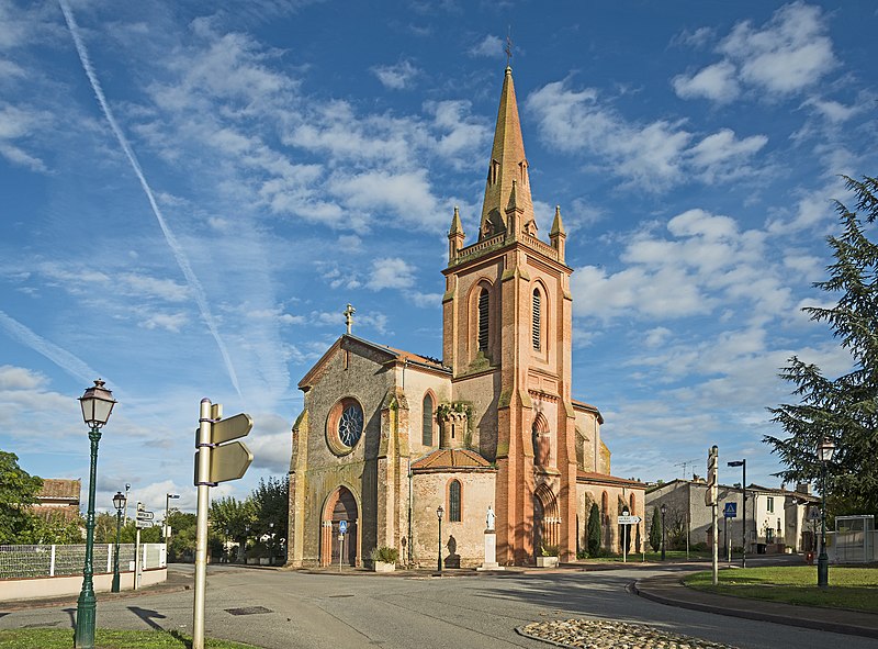 File:Bondigoux, église Saint Orens.jpg