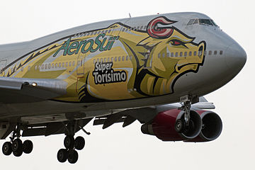 Boeing 747-443 pousando em Amsterdã, 2011