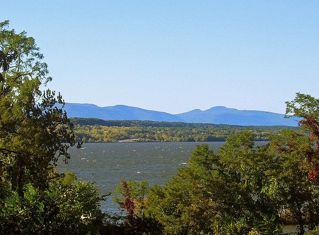 Views of the Catskills from the Hudson like this led to the name "Blue Mountains" for a time.