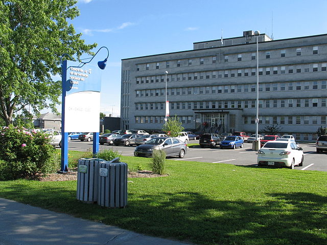The Centre de santé et services sociaux du Granit, on Laval Street is the community's main health facility.