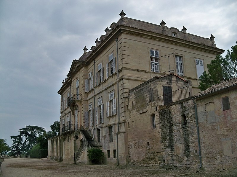 File:Chateau de Barbentane 3.jpg