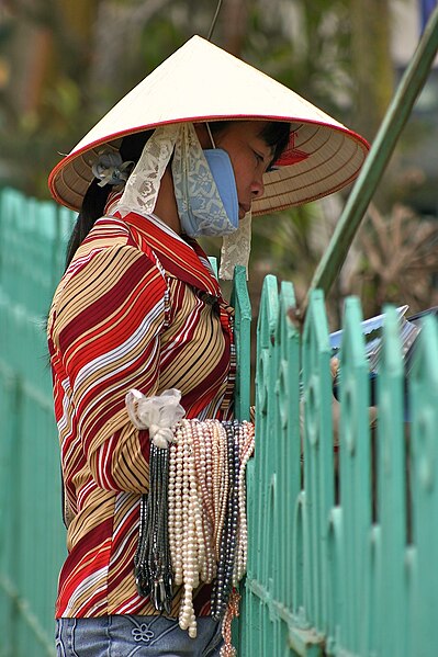 File:Colorful seller (398126839).jpg