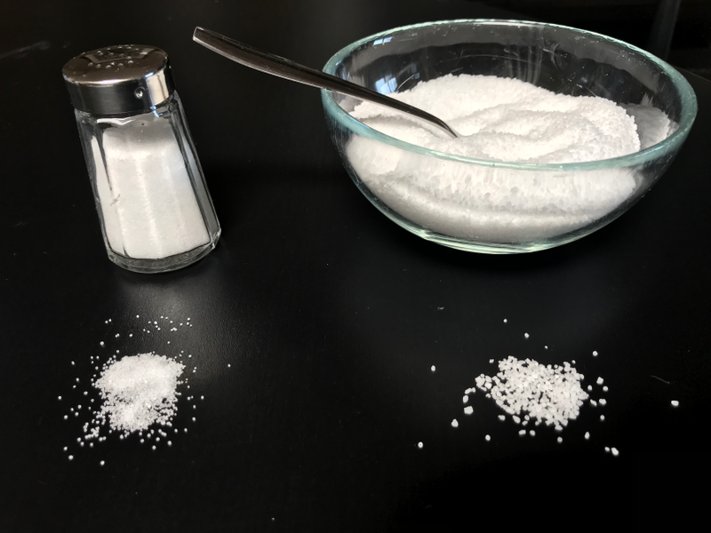 Файл:Comparison of Table Salt with Kitchen Salt.png