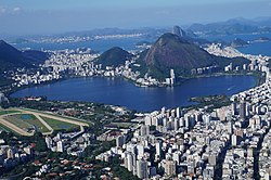 Vista del quartiere di Lagoa e Lagoa Rodrigo de Freitas