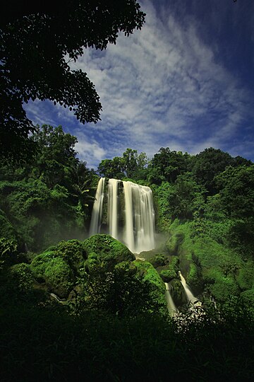 File:Curug Sewu.jpg