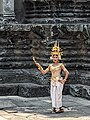 Danseuse sacrée des temples d'Angkor 01