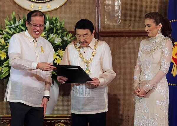 Dolphy's conferment of the Order of the Golden Heart at the Malacañang Palace in 2010.