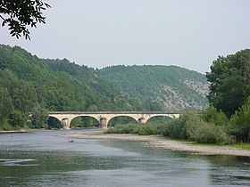 A ponte Louis Vicat antes da renovação.