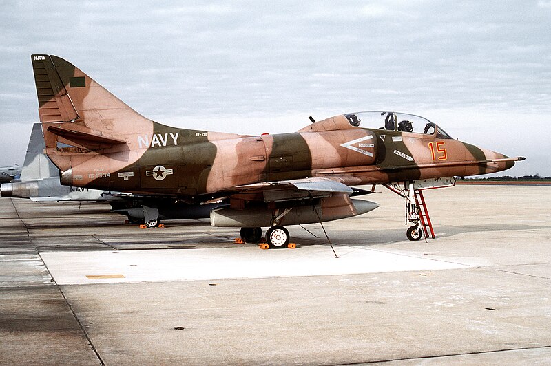 File:Douglas TA-4F Skyhawk of VF-126 at Naval Air Facility Andrews on 5 December 1992.jpg