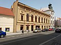 Čeština: Ulice Dr. E. Beneše ve Slaném. Česká republika.