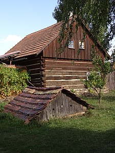 Maison en bois à Drahotěšice.