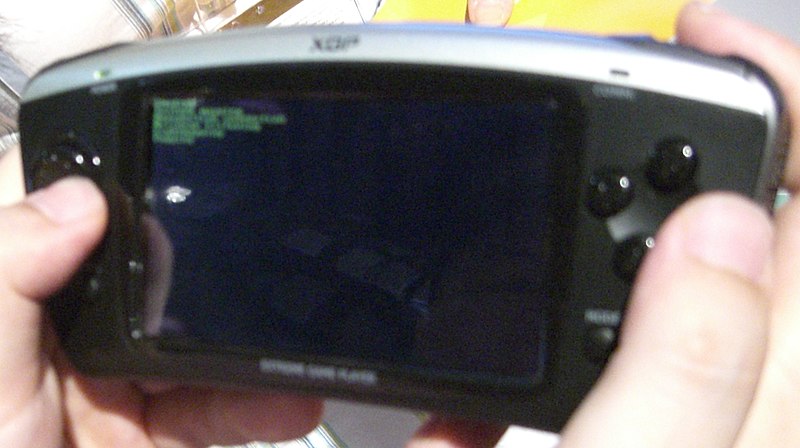 File:E3 2006 XGP handheld (cropped).jpg