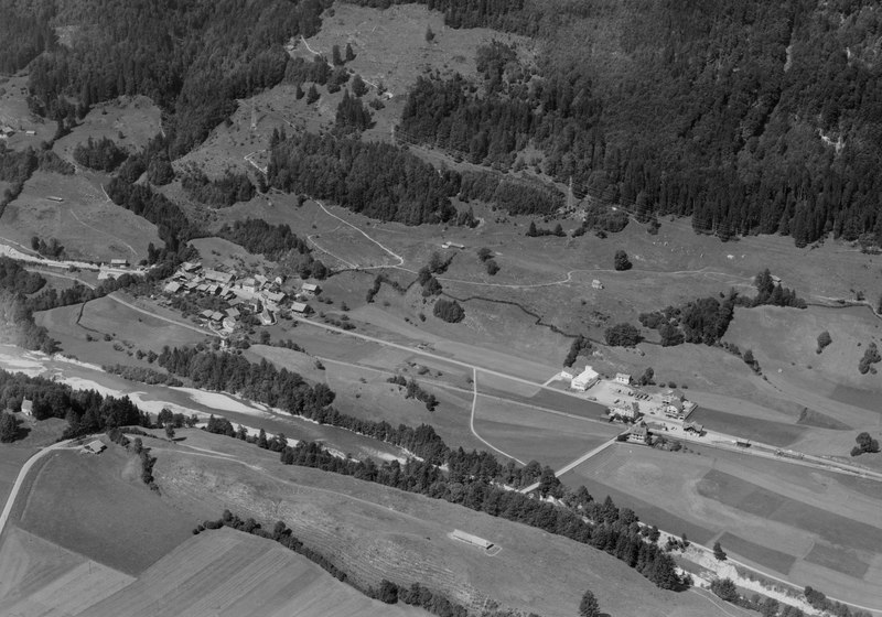 File:ETH-BIB-Villars-sous-Mont-LBS H1-025263.tif