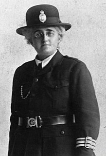 Edith Smith (police officer) First woman police officer in UK with full powers of arrest