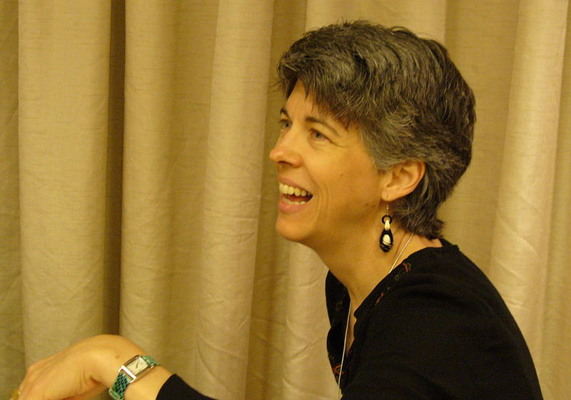 File:Emma Bull, Wiscon 2006.jpg