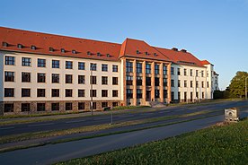 Erich-Rammler-Bau TU Bergakademie Freiberg.jpg