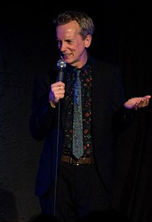 Skinner performing at the Soho Theatre in 2017 FSkinnerSoho081117-6 (24410637888) (cropped).jpg