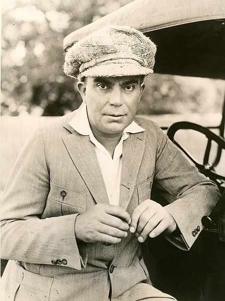 Cruze in 1923