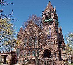 Prva prezbiterijanska crkva - Davenport, Iowa.JPG