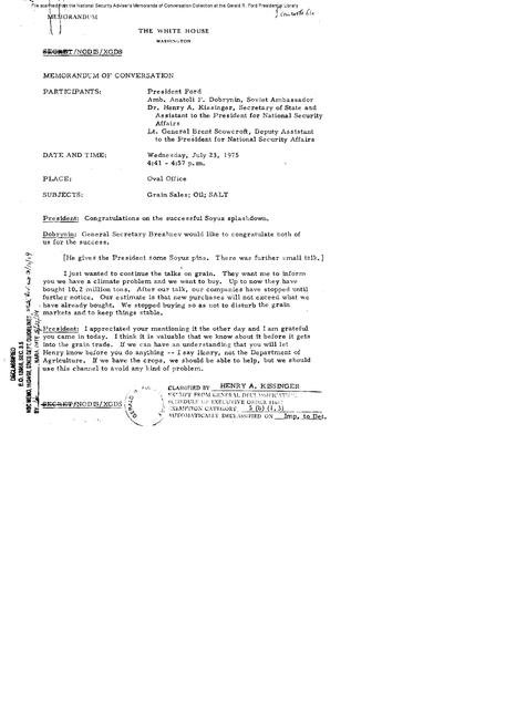 File:Ford, Kissinger, Soviet Ambassador Anatoli F. Dobrynin - July 23, 1975(Gerald Ford Library)(1553179).pdf