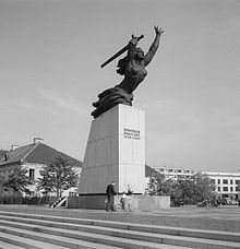 Pomnik Bohaterów Warszawy – Wikipedia, wolna encyklopedia