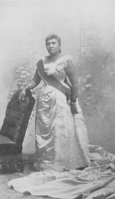 Tập_tin:Frontispiece_photograph_from_Hawaii's_Story_by_Hawaii's_Queen,_Liliuokalani_(1898).jpg