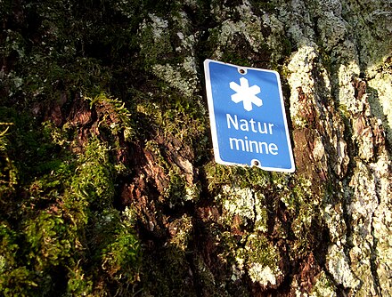 European (Swedish) sign for a natural monument