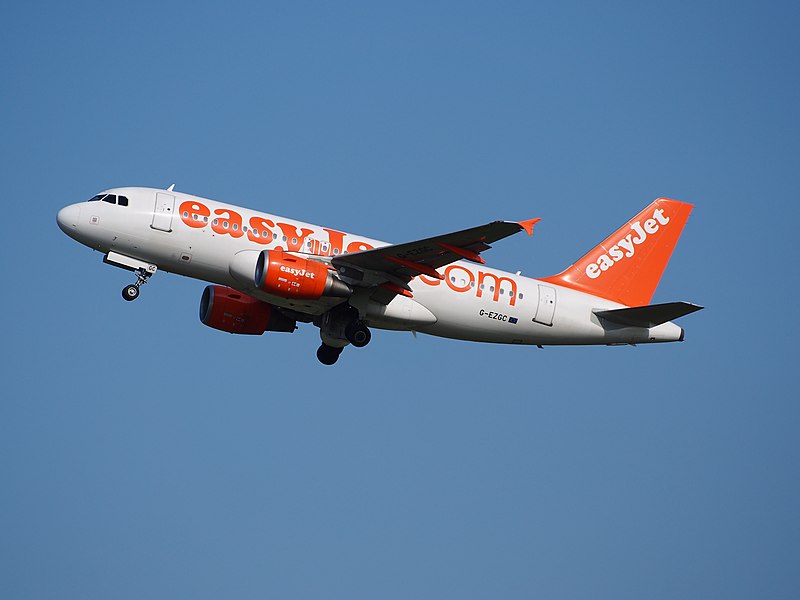 File:G-EZGC easyJet Airbus A319-111 - cn 4444 takeoff from Schiphol (AMS - EHAM), The Netherlands, 18may2014, pic-1.JPG