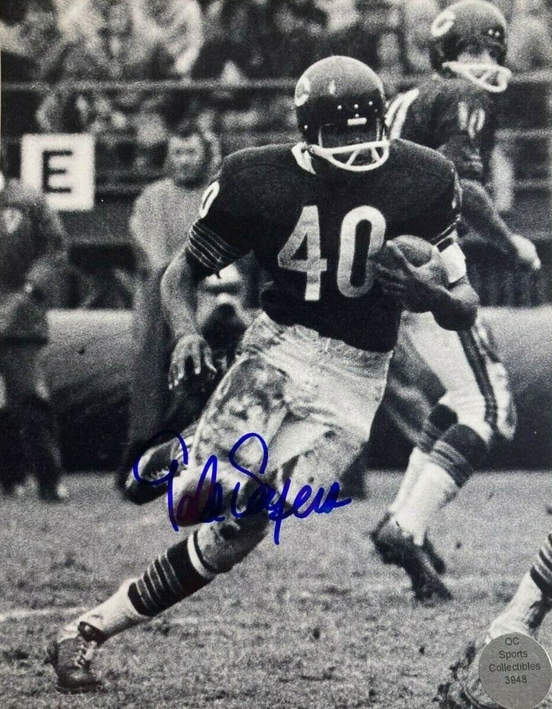 Chicago Bears Hall of Famer Gale Sayers inspired many to do better