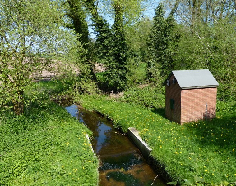 File:Gauging station next to Lonco Brook - geograph.org.uk - 5772515.jpg