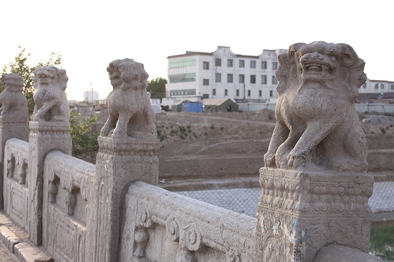 File:Hengshui Old Town Bridge by Graham Strachan.JPG