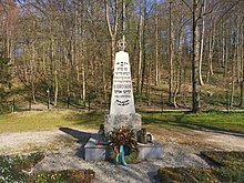 Holocaust-Mahnmal Jüdischer Friedhof Gauting bei München.jpg