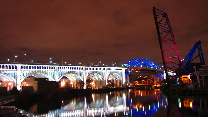 File:Illuminated bridges.jpg