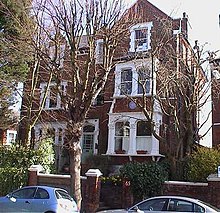 India House today. A number of blue plaques commemorate the stay of its various residents including Savarkar. India House today.jpg