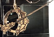 Keltisch-germanische Ornamente auf der Tara Brooch, um 700 n. Chr., gefunden bei Bettystown, - National Museum, Dublin, Irland