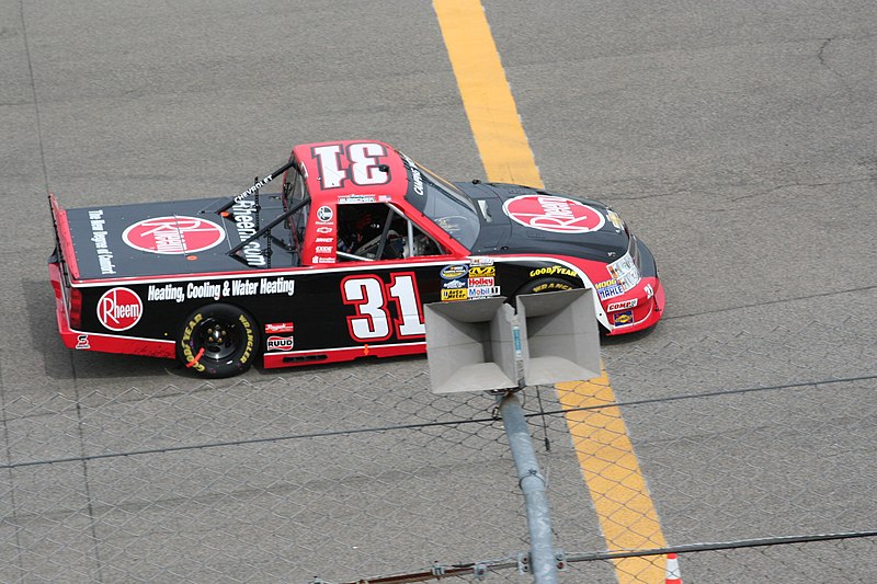 File:James Buescher Turner Scott Motorsports Chevrolet Rockingham 2013.jpg