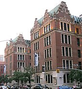 Haaren Hall in 2008 Jay-schoo.jpg