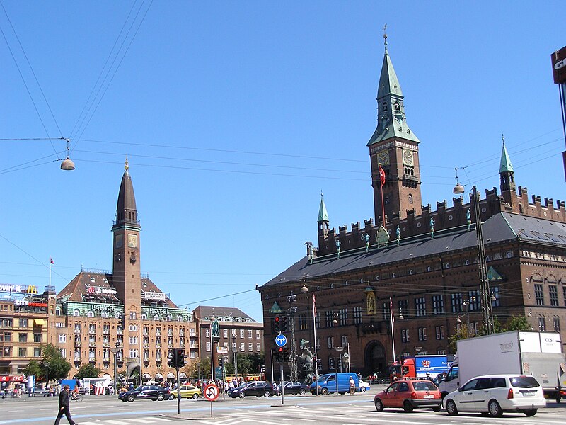 File:København ratusz 1.jpg