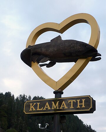 Payl:KlamathCaliforniaWelcomeSign.jpg