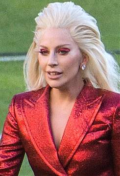 Lady Gaga sufre accidente de Tránsito 