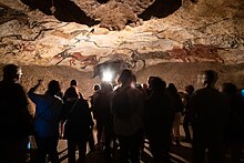 Image of Préhistoire. Paléolithique. Empreinte de l'enfant, Salle des  Disques, Grotte de