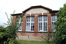 Le Thuit-Signol - Ancienne école des filles (2).JPG
