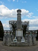 Monument aux morts au cimetière