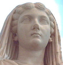 Livia Drusilla, wife of the emperor Augustus. Livia Drusila - Paestum (M.A.N. Madrid) 02.jpg