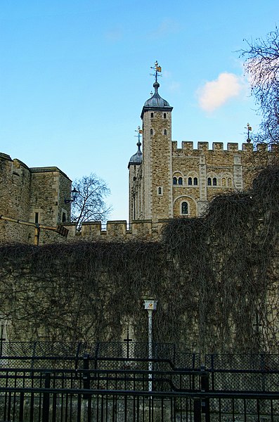 File:London - Tower of London II.jpg