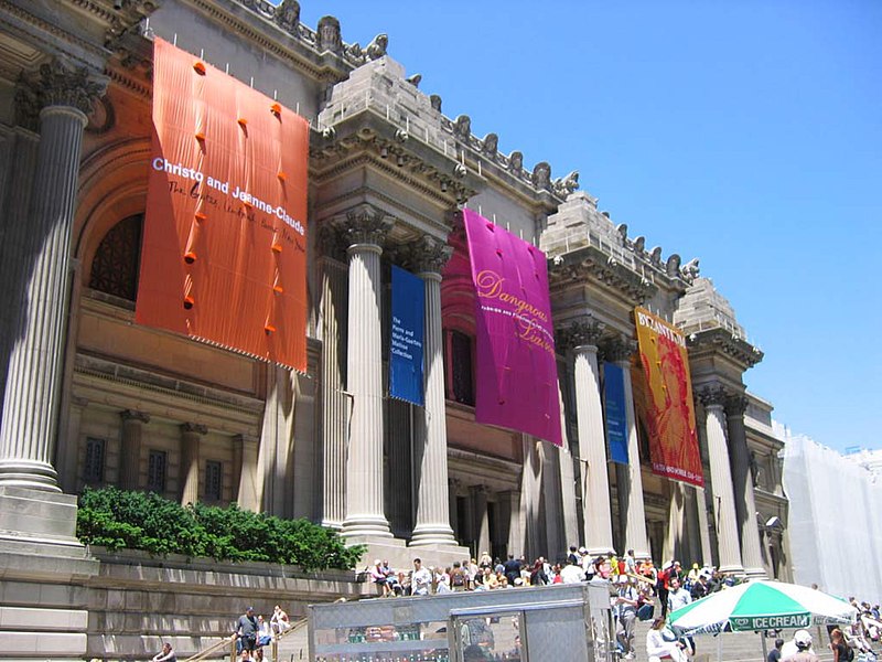 inside the metropolitan museum of art