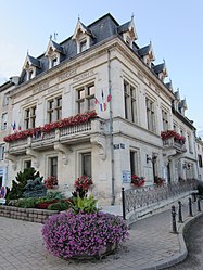 The town hall in Pagny-sur-Moselle
