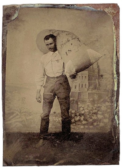 Mann mit Sack aus Breitenholz (1894).JPG
