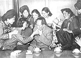 Mao Zedong with women in 1950.jpg